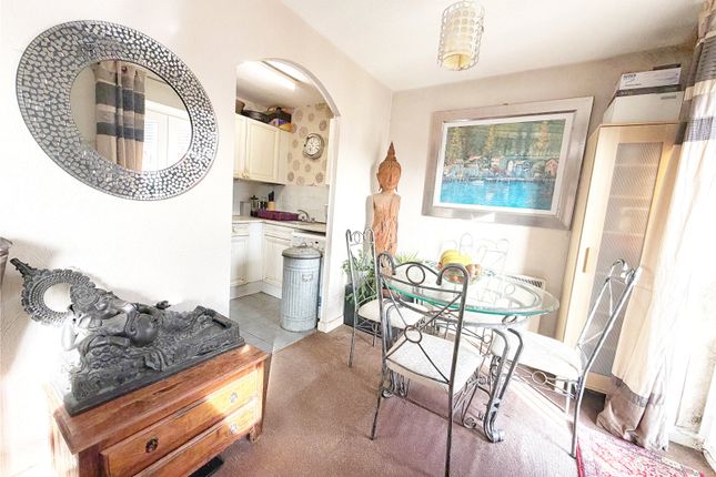 Flat 21, St. Davids Court,, Sherborne Street, Manchester photo 3