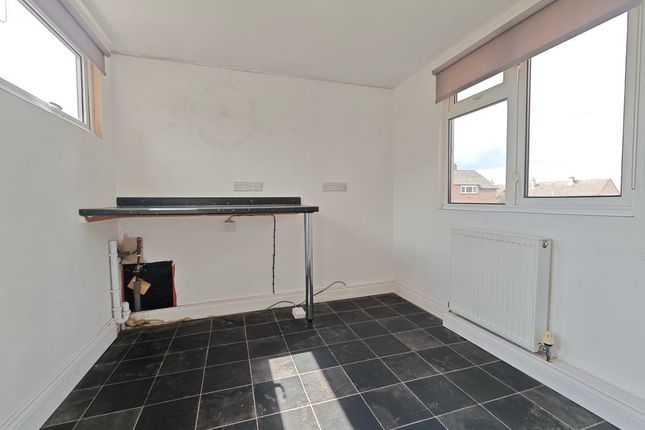 2, Highfield Avenue, Carlisle photo 4