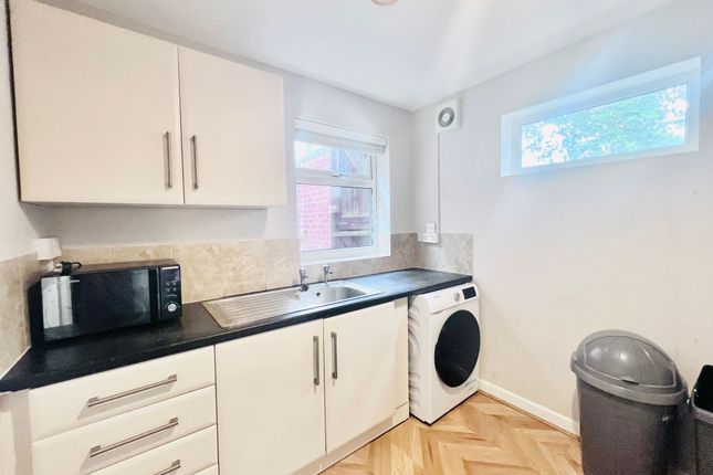 12 Mettham Street, Nottingham photo 4