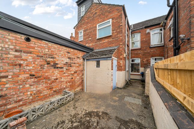 90, Kirkby Street, Lincoln photo 4