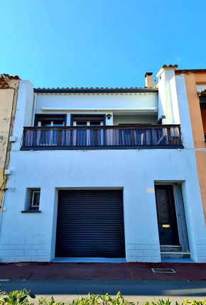 Property for sale in Agde, Languedoc-Roussillon, 34300, France