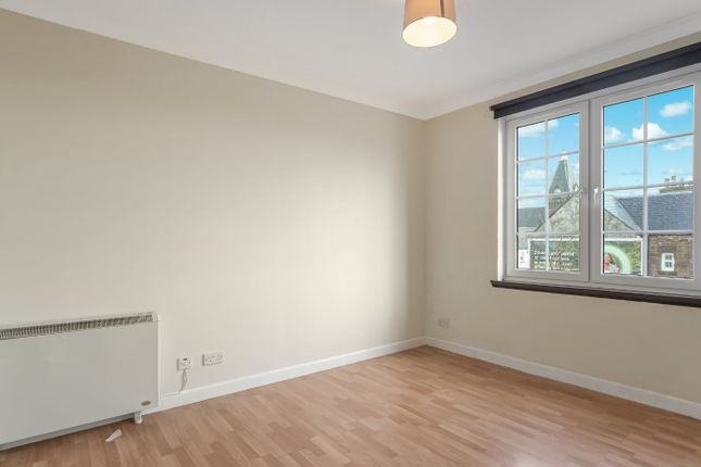 Flat 4, Crown Court, High Street, Auchterarder photo 4