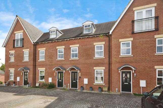 Town house for sale in Ashley Street, Sible Hedingham, Halstead