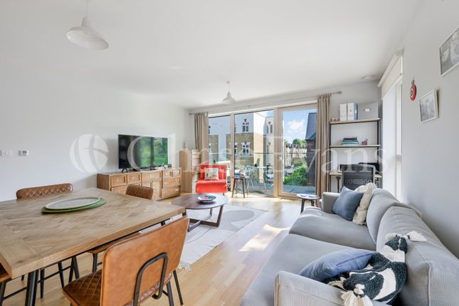 Flat 204 Tyler Court,, New Paragon Walk, Elephant & Castle photo 2