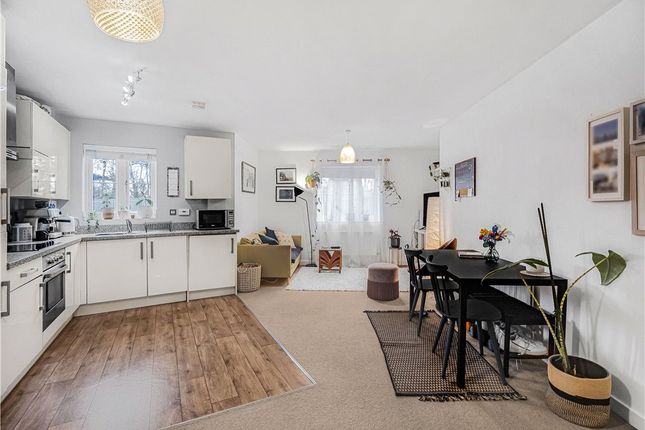 Flat for sale in Perendale Drive, Shepperton, Surrey