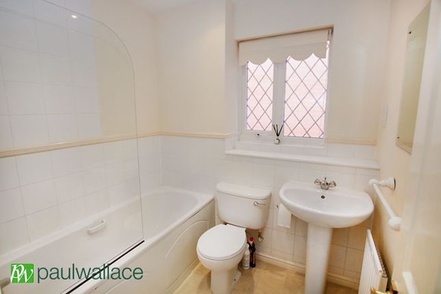 Detached house for sale in Everett Close, Cheshunt, Waltham Cross