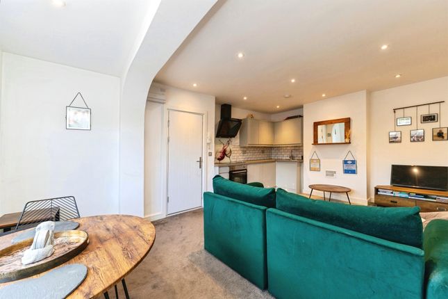 Flat 1, 80, Stotfold Road, ARLESEY photo 5