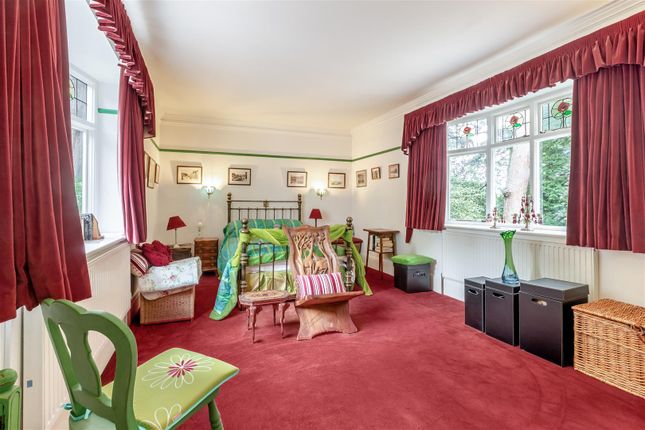 8645445-Interior04v2.Jpg