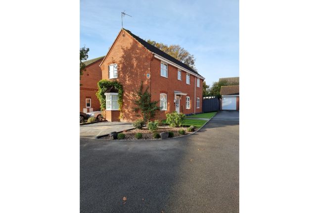 Thumbnail Detached house for sale in Columbine Way, Bedworth