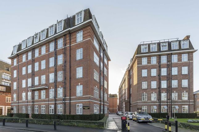 Thumbnail Flat to rent in Heathfield Terrace, London