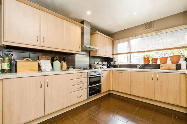50, Langdon Road, London photo 4