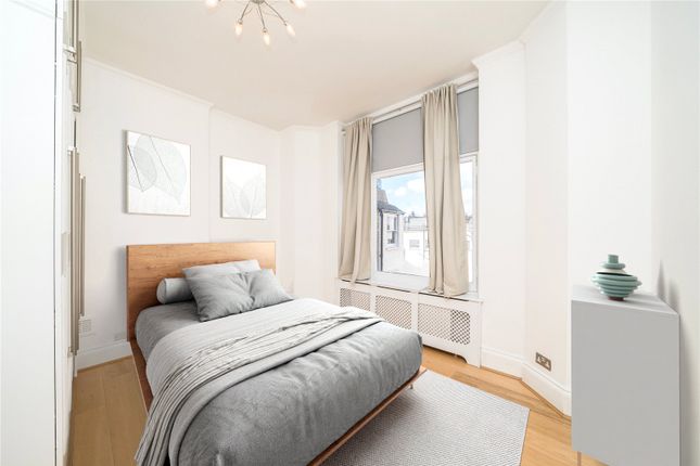Flat to rent in Chiltern Street, London
