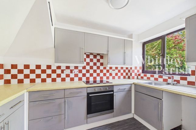 61, Olive Avenue, Norwich photo 2