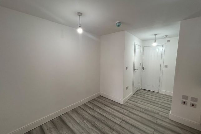 Flat 1, 42 King Street photo 3