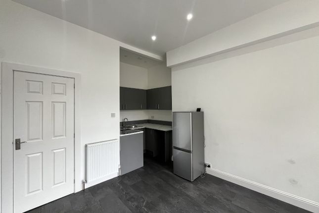 0/2, 7, Howard Street, Paisley photo 3