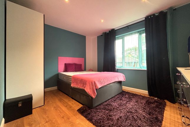 74 Fernbank, Tollwood Park, Crowborough photo 5