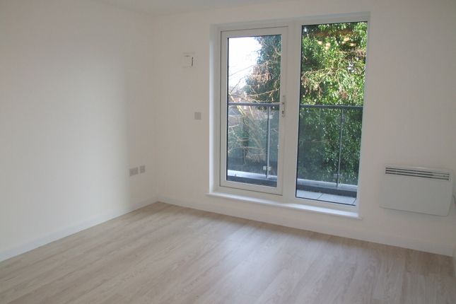 20 Bradfield House, Bradfield Close, Woking photo 4