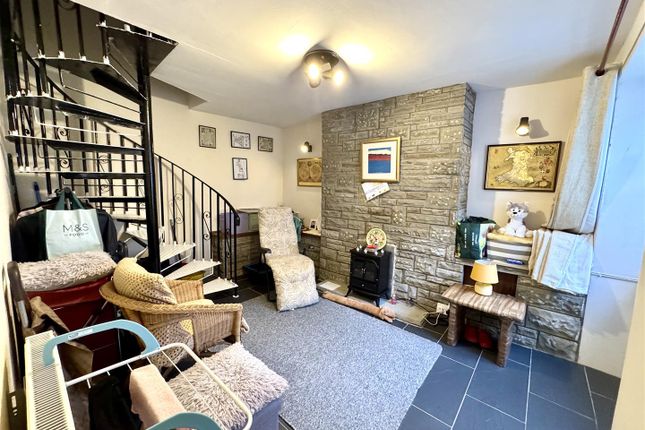 14, Steep Street, Chepstow photo 3