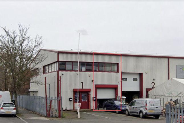 Warehouse to let in Adrienne Avenue, Southall
