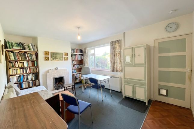 15 Sutherland Road, Stoke-On-Trent photo 3