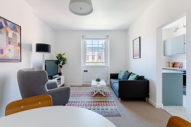 Second Floor Flat, 14 Cave Street, Bristol photo 3