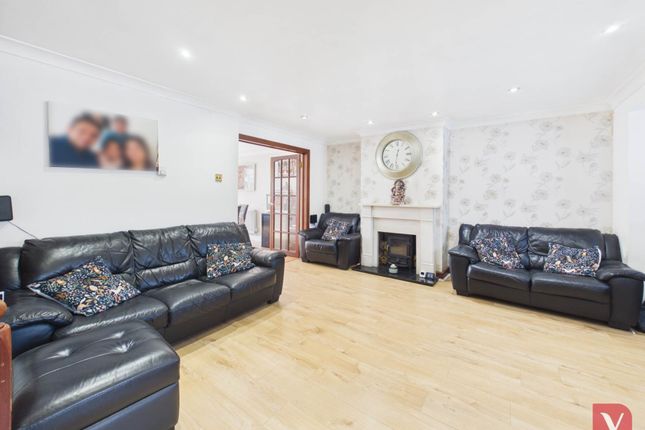 294, Turnpike Drive, Luton photo 2