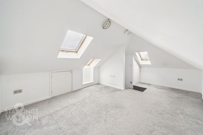 14 Furze Road, Norwich photo 3