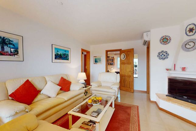 Thumbnail Bungalow for sale in Playa Blanca, Lanzarote, Canary Islands, Spain