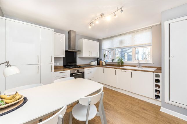 Thumbnail Flat for sale in Wayford Street, Battersea, London