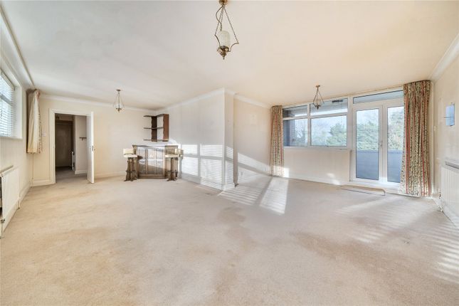 12 The Grange,, The Knoll, Ealing photo 2