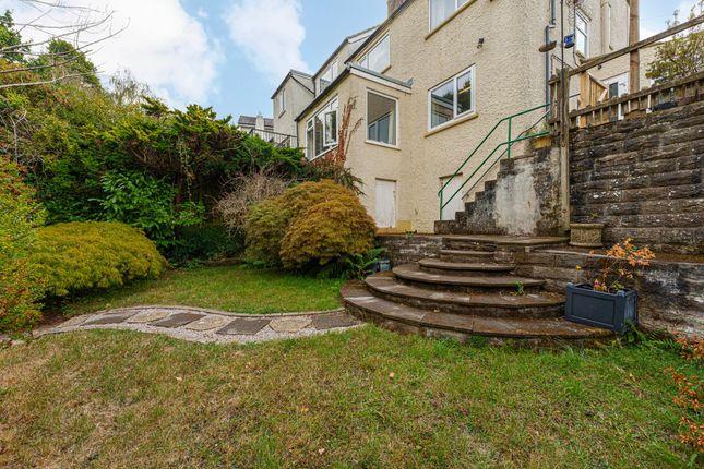 9 St. Annes Crescent, Newport photo 4