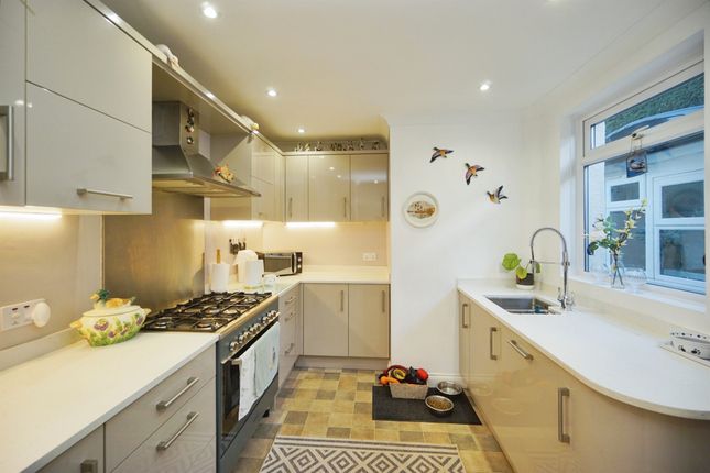 45, Manor Road, Minehead photo 2