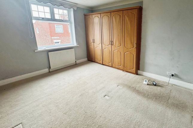 16, Girven Terrace West, Houghton Le Spring photo 4