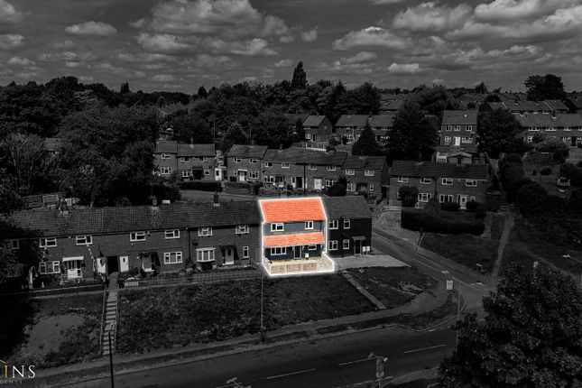 3-bed house on 115, Queen Elizabeth Road, Warwickshire, £140,000