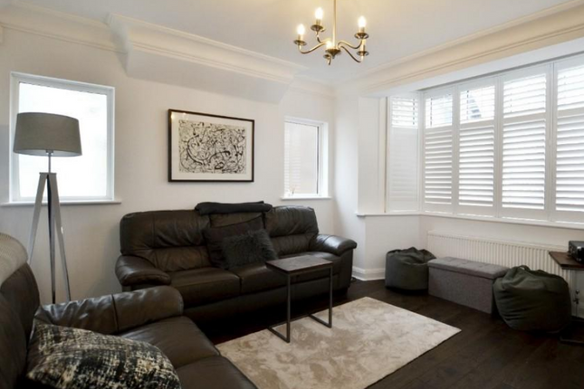 Thumbnail Property to rent in Yew Tree Close, London