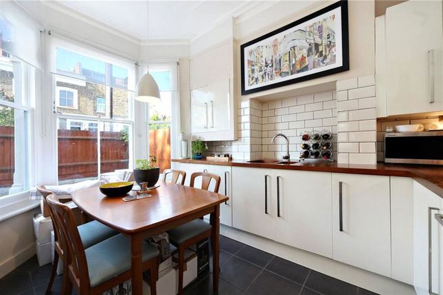 6, Askew Crescent, London photo 4