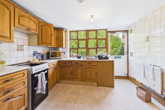 121 Coombe Road, Brighton photo 4