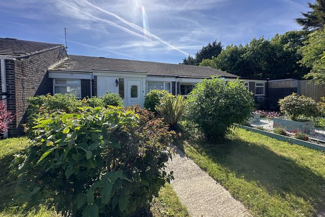 2-bed house on 6, Barley Close, Martin Mill, £269,950