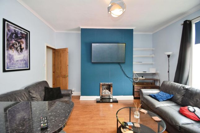 5, Agnes Street, Keighley photo 3
