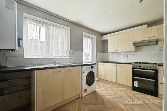 38, Deepfield Road, Bracknell photo 4