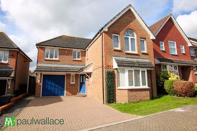 Thumbnail Detached house for sale in Everett Close, Cheshunt, Waltham Cross