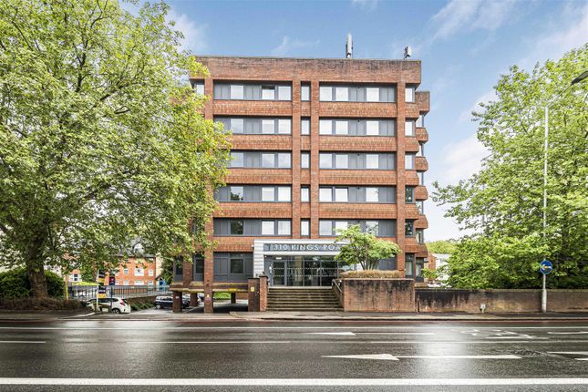 Flat for sale in Kings Road, Reading