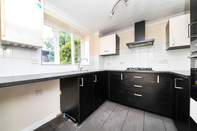 Thumbnail Terraced house for sale in Dupre Close, Chafford Hundred, Grays, Essex