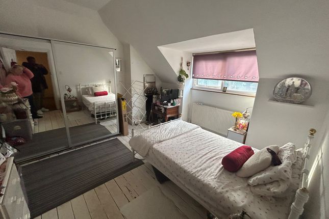 41 London Road, Luton photo 2