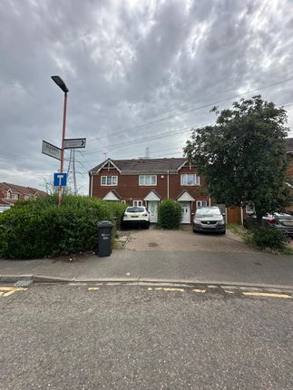 14 Sovereign Road, BARKING photo 2