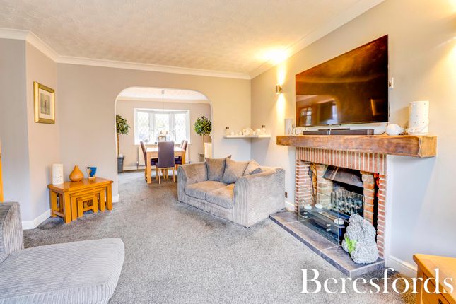 2, The Coppice, Brentwood photo 4