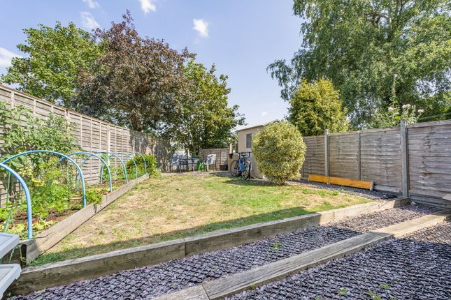 327, Swindon Road, Cheltenham photo 4