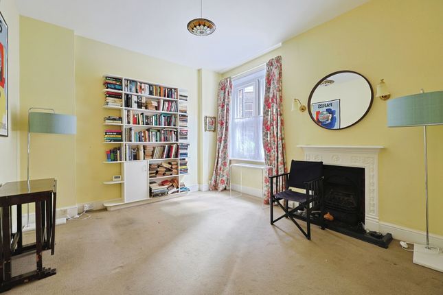Flat 91a, Prince Of Wales Mansions,, Prince of Wales Drive, London photo 2