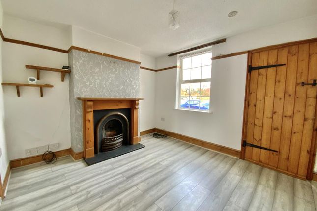 16, Patricks Lane, Deanshanger photo 2