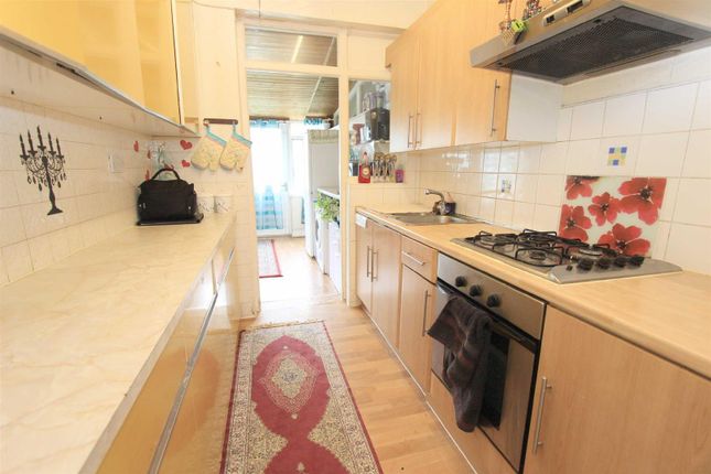 296, Mortlake Road, Ilford photo 4